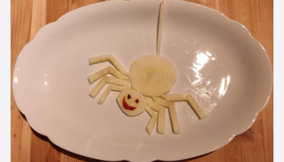 Spinne Sibbi rettet Apfel
